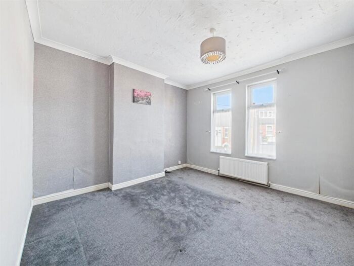 2 Bedroom End Of Terrace House To Rent In Henrietta Street, Bulwell, Nottingham, NG6