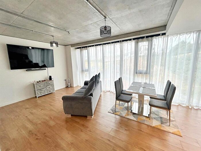 2 Bedroom Apartment To Rent In Smokehouse One, North Shields, NE29