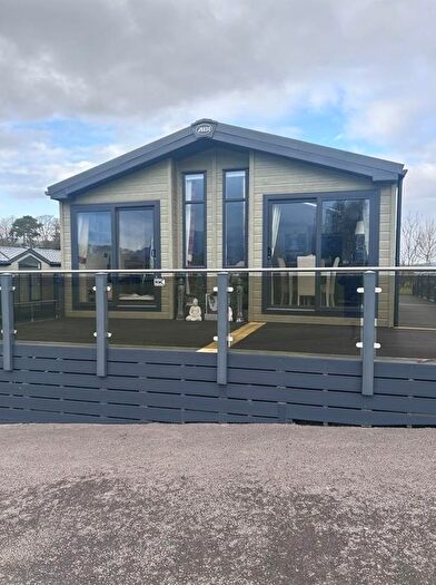 2 Bedroom Mobile/park Home For Sale In Bassenthwaite, Keswick, Cumbria, CA12