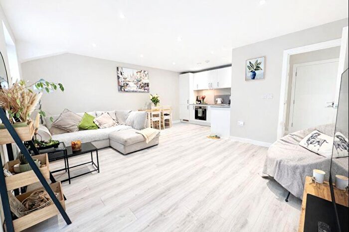 1 Bedroom Flat For Sale In Serbert Close, Bristol, BS20