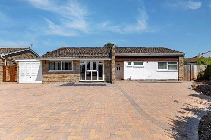 4 Bedroom Detached Bungalow For Sale In The Uplands, Nailsea, BS48