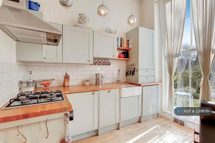 1 Bedroom Flat To Rent In Highbury New Park, London, N5