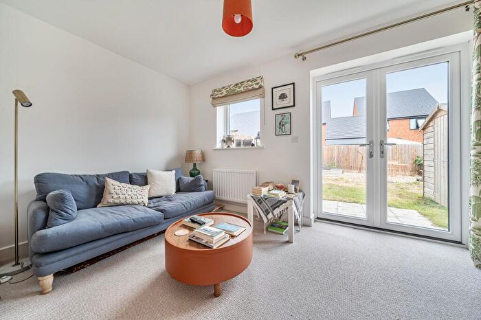 2 Bedroom End Of Terrace House For Sale In Wise Avenue, Faversham, ME13