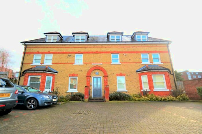 2 Bedroom Flat To Rent In Manor Grove, BR3