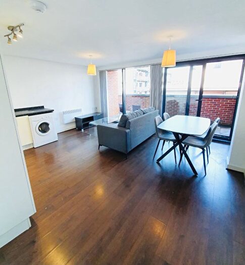 1 Bedroom Flat To Rent In Tabley Street, Liverpool, L1
