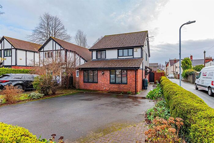 4 Bedroom Detached House For Sale In Boleyn Walk, Penylan, Cardiff, CF23