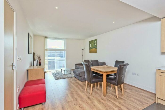 2 Bedroom Apartment To Rent In Warwick Building, Chelsea Bridge Wharf, London, SW11
