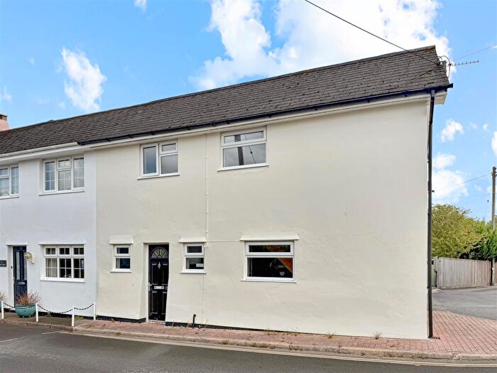 2 Bedroom End Of Terrace House For Sale In Higher Road, Fremington, Barnstaple, EX31