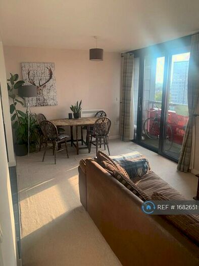 2 Bedroom Flat To Rent In Drayton Park, London, N5