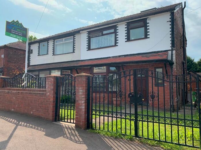 5 Bedroom Semi-Detached House To Rent In Haversham Road, Manchester, M8