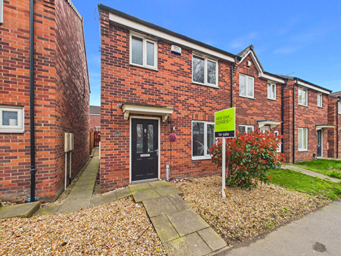 3 Bedroom Semi Detached House For Sale In Furnace Hill Road, Clay Cross, S45