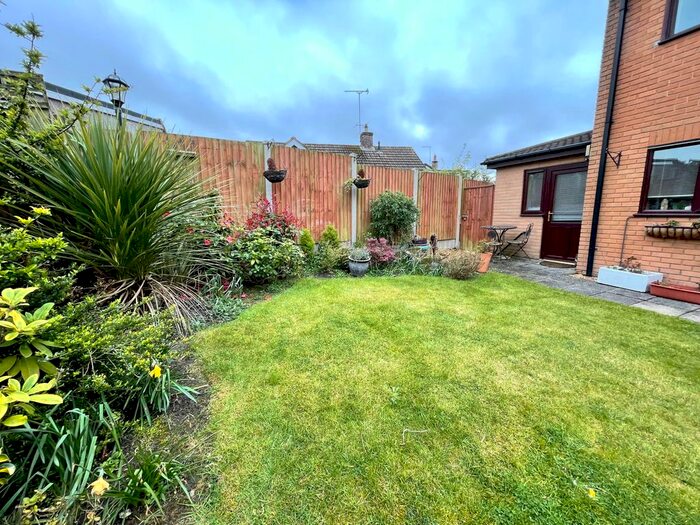 1 Bedroom Semi-Detached Bungalow To Rent In Warbler Close, Poole, BH16