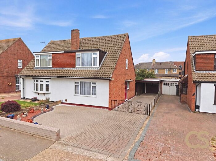 3 Bedroom Semi-Detached House For Sale In Ousden Drive, Cheshunt, Hertfordshire, EN8