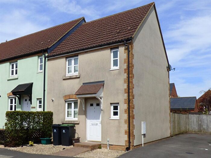 2 Bedroom End Of Terrace House To Rent In Kingsbere Lane, Shaftesbury, SP7