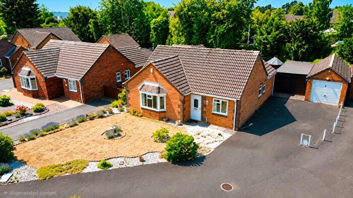 2 Bedroom Bungalow For Sale In Haverholme Close, Ruskington, NG34