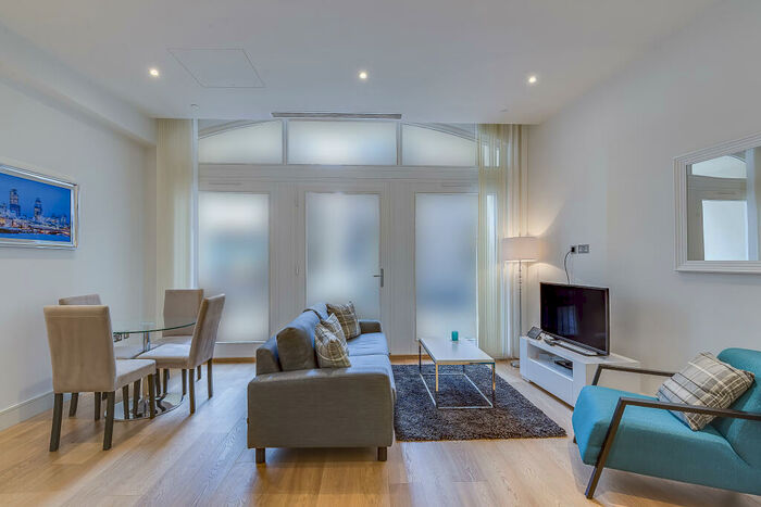 1 Bedroom Apartment To Rent In St. Mary At Hill, London, EC3R