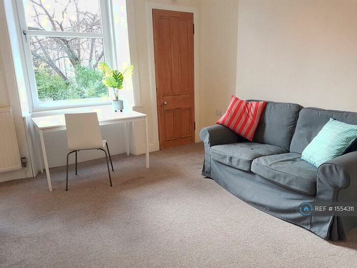 2 Bedroom Flat To Rent In Henderson Terrace, Edinburgh, EH11