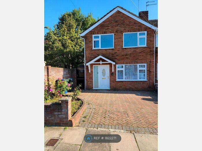 3 Bedroom End Of Terrace House To Rent In Kingston Close, Northolt, UB5