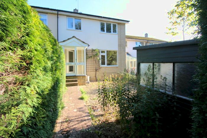 3 Bedroom End Of Terrace House For Sale In The Green, Charlbury, OX7