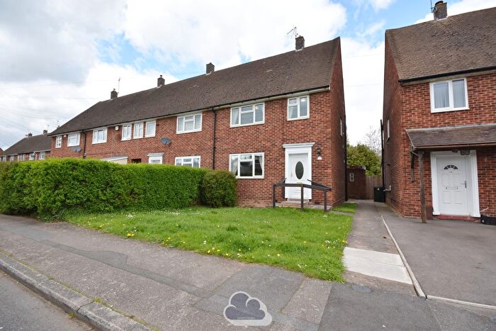4 Bedroom End Terrace House To Rent In Mayors Croft, Coventry, CV4