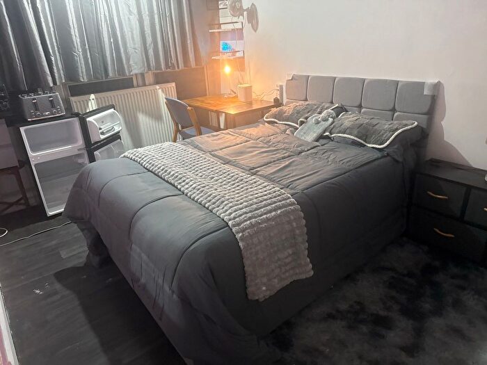 1 Bedroom Flat To Rent In Kingside, Ruston Road, London, SE18