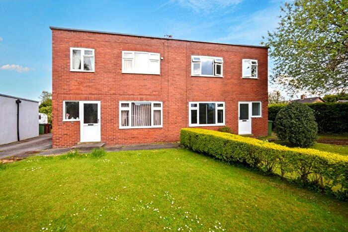 3 Bedroom Semi-Detached House For Sale In Newsholme Lane, Durkar, Wakefield, West Yorkshire, WF4