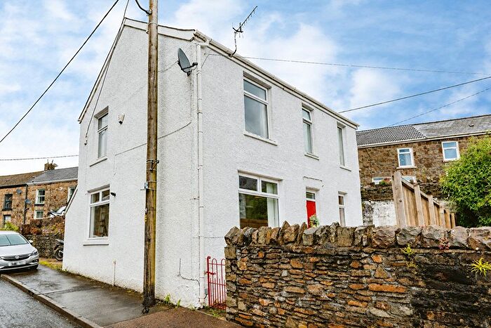 2 Bedroom Detached House For Sale In Dinam Street, Nantymoel, Bridgend, CF32