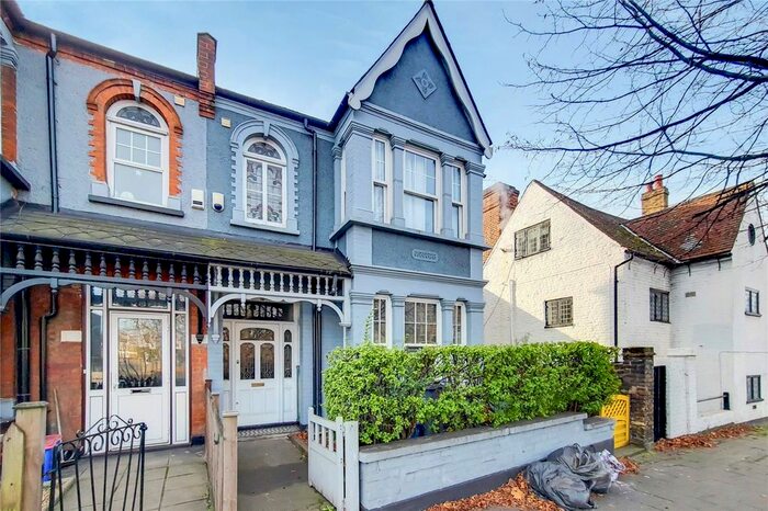 1 Bedroom Flat To Rent In Sutton Lane South, Chiswick, W4