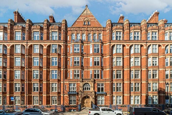 2 Bedroom Flat To Rent In Bickenhall Street, Marylebone, W1U