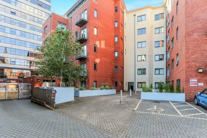 2 Bedroom Apartment To Rent In Vicar Lane, Sheffield, S1