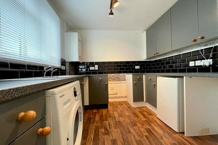 Studio To Rent In Ascot Crescent, Stevenage, SG1