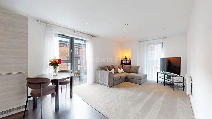 2 Bedroom Flat For Sale In Nuovo Apartments, Great Ancoats Street, Ancoats, M4