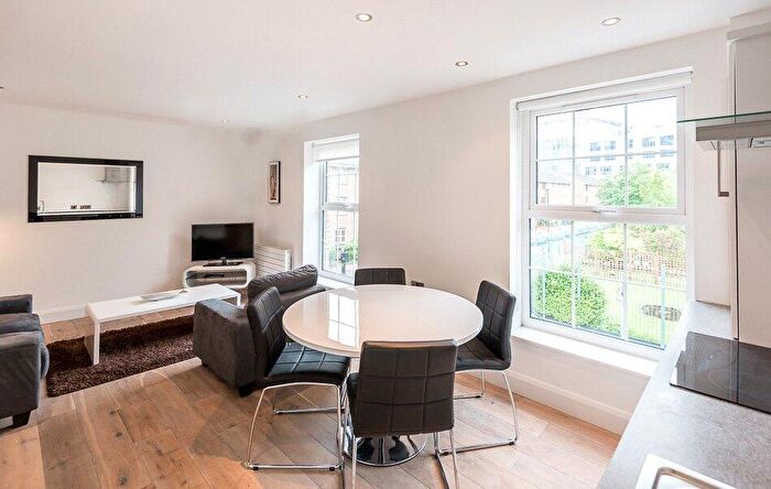 1 Bedroom Apartment To Rent In Scarborough Street, London, E1