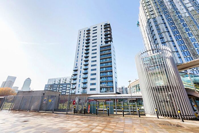 2 Bedroom Flat To Rent In Chrisp Street, Poplar, E14