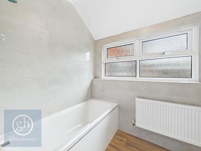 House To Rent In Rickmansworth Road, Northwood, HA6