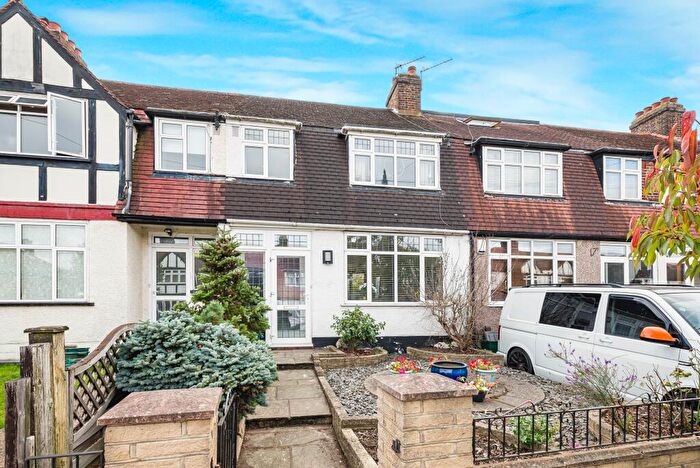 3 Bedroom Terraced House For Sale In Aviemore Way, Beckenham, BR3