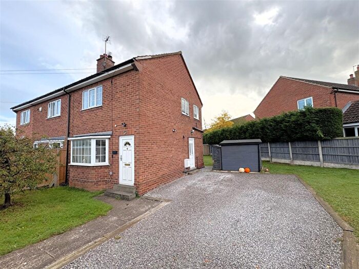 2 Bedroom Semi Detached House For Sale In The Cloisters, Hemingbrough, YO8