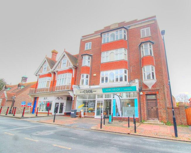 4 Bedroom Apartment To Rent In Meads Street, Eastbourne, BN20