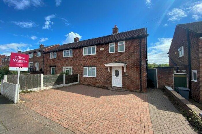 3 Bedroom Semi-Detached House To Rent In Prenton Dell Road, Prenton, CH43