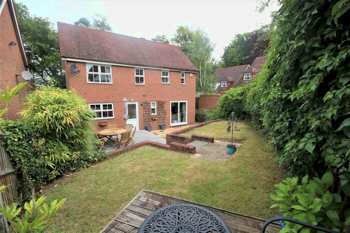 4 Bedroom Detached House To Rent In Beech Avenue, Chartham, Canterbury, CT4