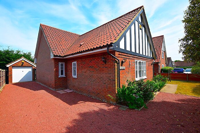 4 Bedroom Detached Bungalow For Sale In Hedingham Road, Gosfield, Halstead, CO9