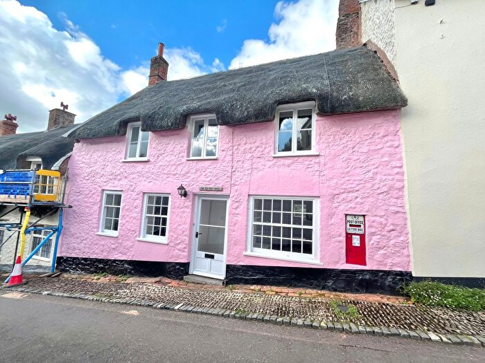 3 Bedroom Cottage To Rent In High Street, Taunton, TA4