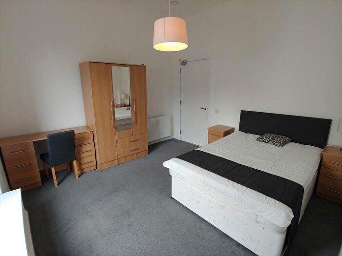 4 Bedroom Flat To Rent In Morrison Street, Edinburgh, EH3