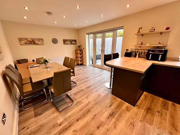 3 Bedroom Bungalow For Sale In Estuary Gardens, Thornton, FY5