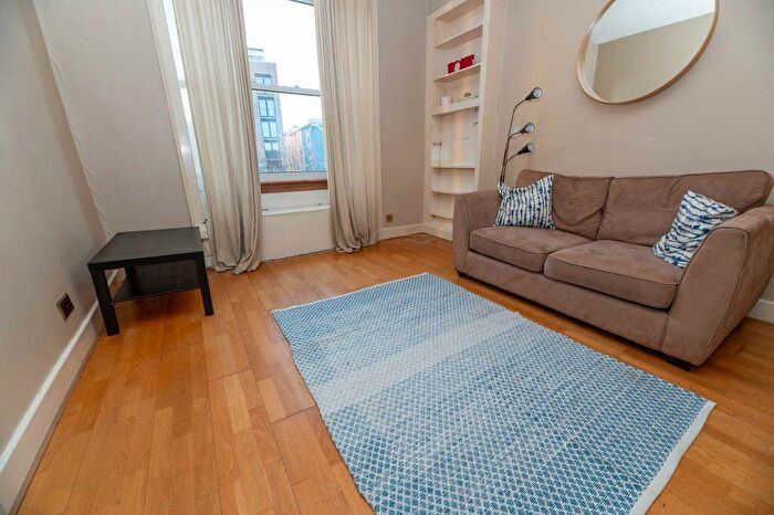 1 Bedroom Flat To Rent In L Caledonian Crescent, Edinburgh, EH11