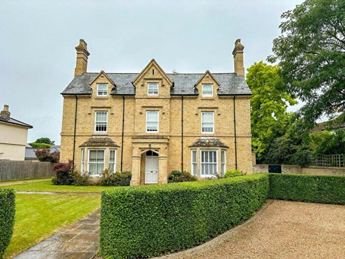 2 Bedroom Apartment To Rent In Silsoe House, Ampthill Road, Silsoe, MK45