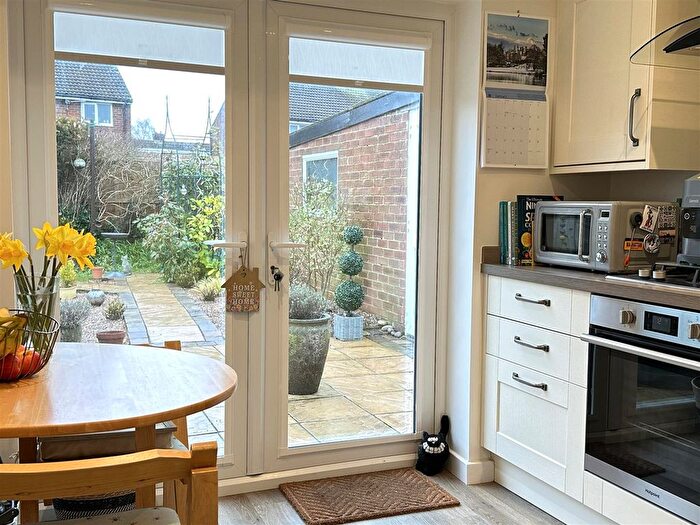 2 Bedroom Semi-Detached Bungalow For Sale In Lingfield Drive, Eaglescliffe, Stockton-On-Tees, TS16