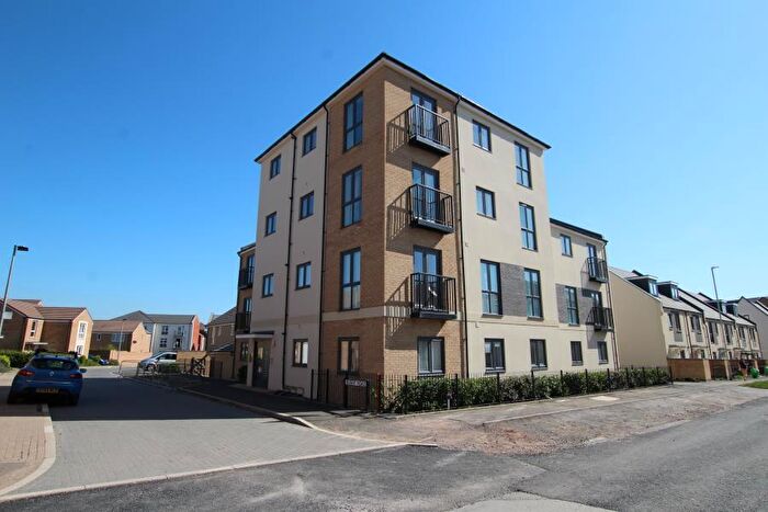 2 Bedroom Apartment To Rent In Bushy Road - Charlton Hayes, BS34