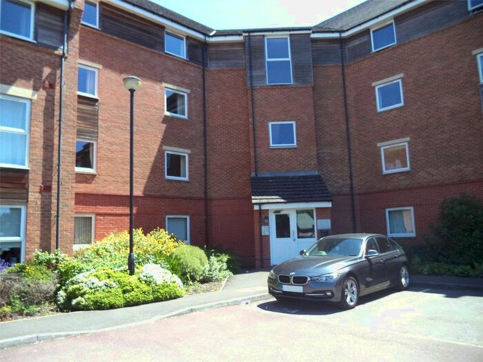 2 Bedroom Flat To Rent In Florey Court, Swindon, Wiltshire, SN1