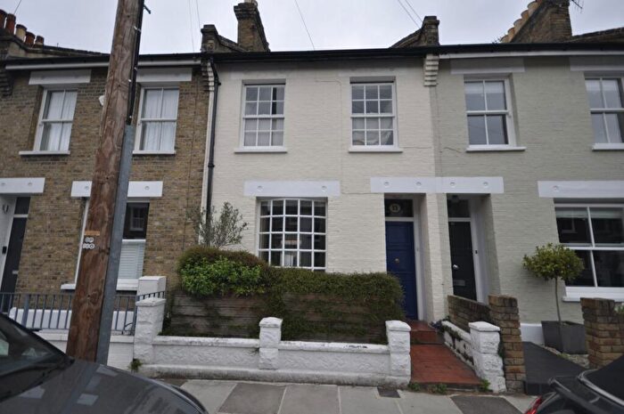 2 Bedroom House To Rent In Charles Street, Barnes, SW13
